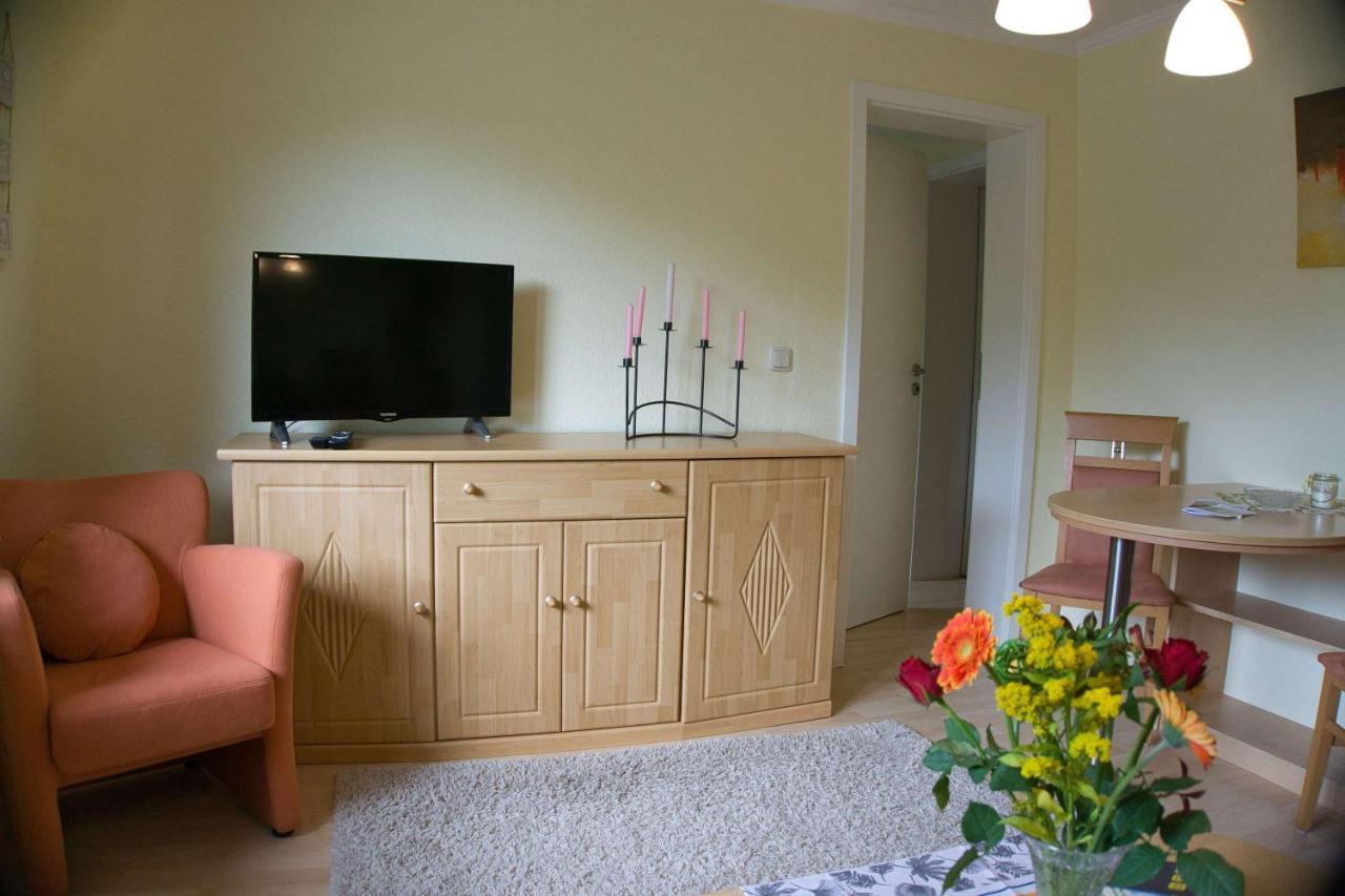 F-1042 Ferienwohnung Enna Sellin  ภายนอก รูปภาพ