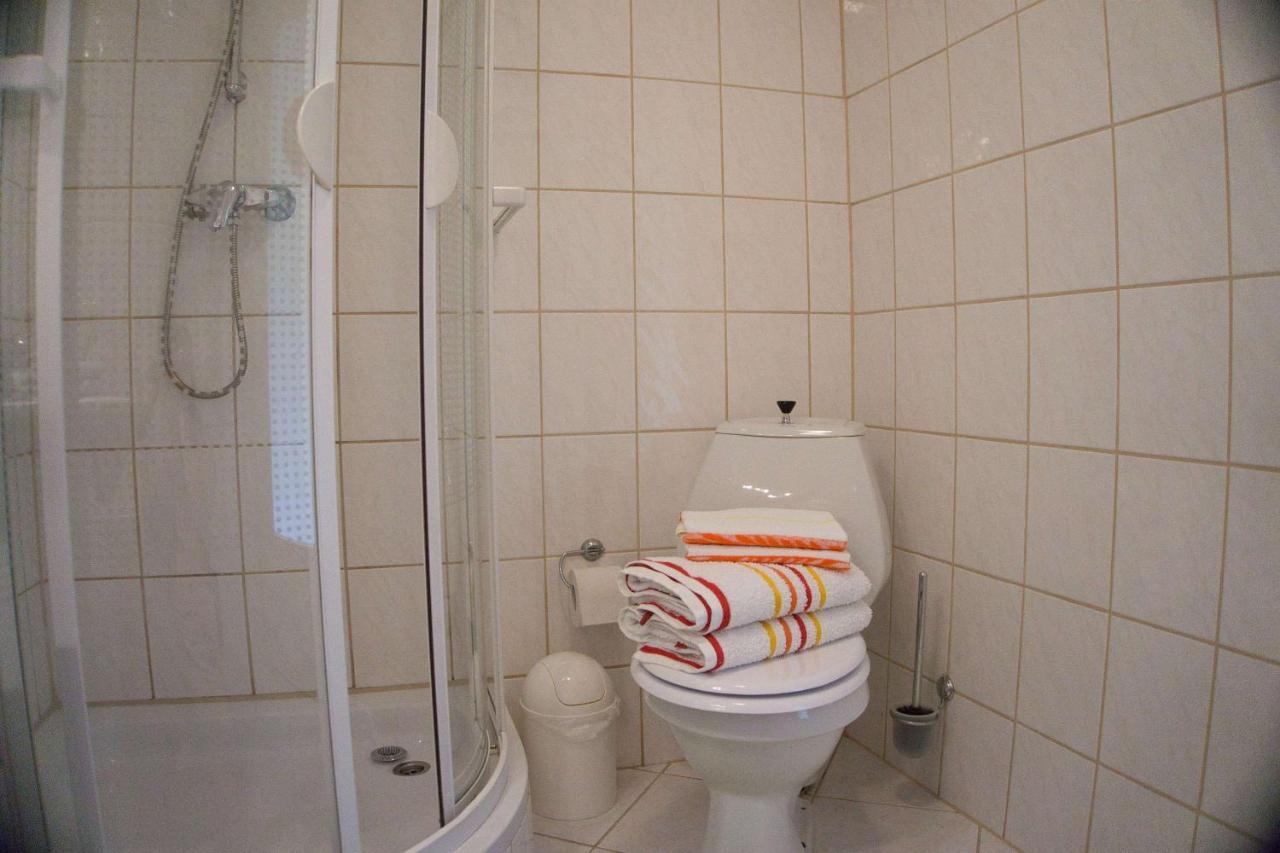F-1042 Ferienwohnung Enna Sellin  ภายนอก รูปภาพ